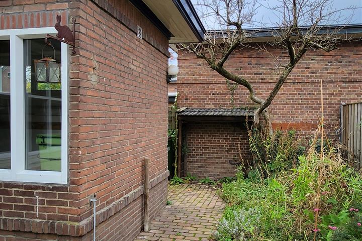 Bekijk foto 27 van Badhuisstraat 9