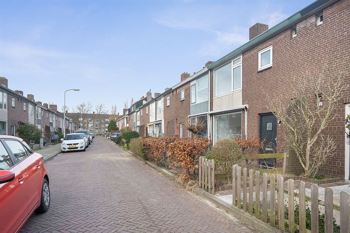 View photo 31 of Peelstraat 3