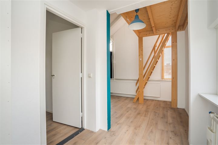 Bekijk foto 46 van Cordell Hullstraat 11