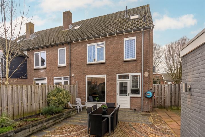 Bekijk foto 17 van Vredebestlaan 30