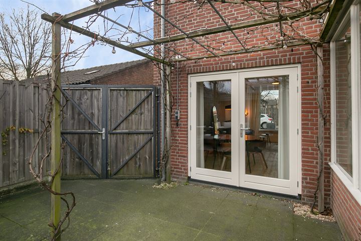 Bekijk foto 31 van Nicolaas Beetsstraat 2