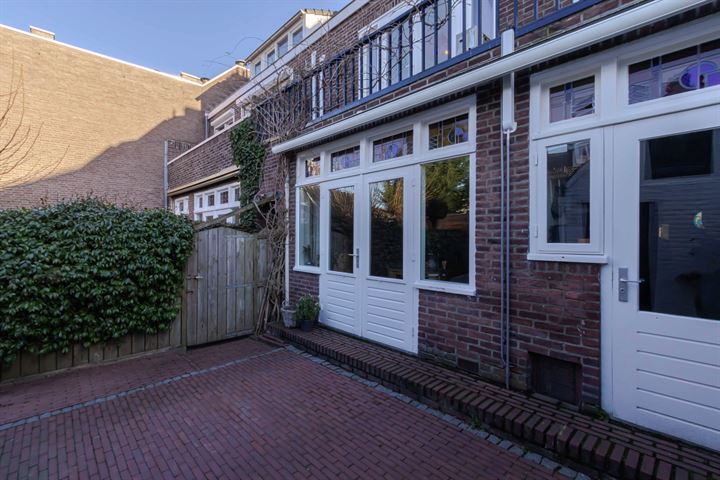 View photo 40 of Akerstraat 166