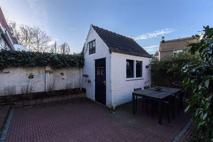 View photo 41 of Akerstraat 166