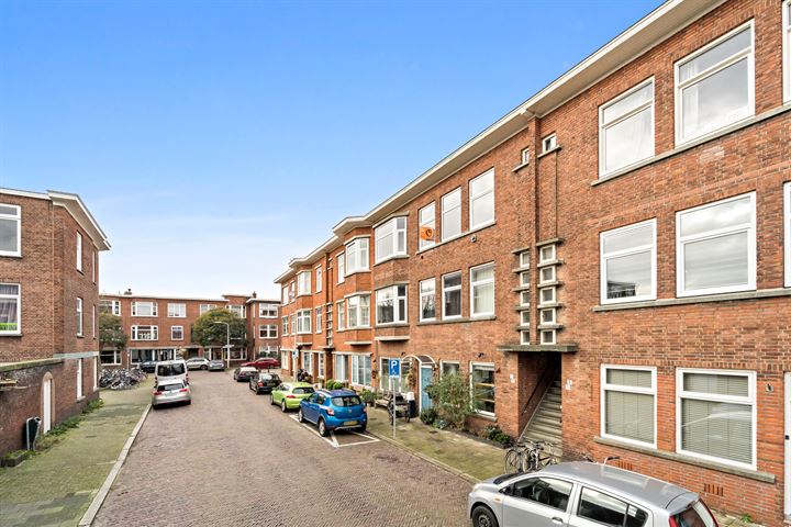 Bekijk foto 27 van Hoenderloostraat 5