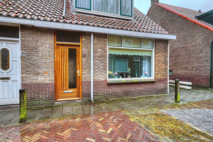 Bekijk foto 2 van Bijdorpstraat 51