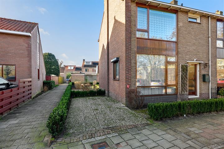 Bekijk foto 7 van Marijkestraat 25