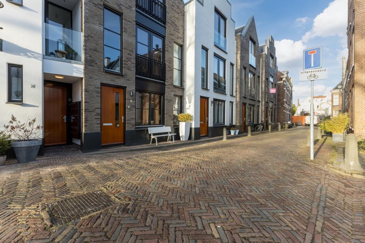 Bekijk foto 5 van Baanstraat 32-J