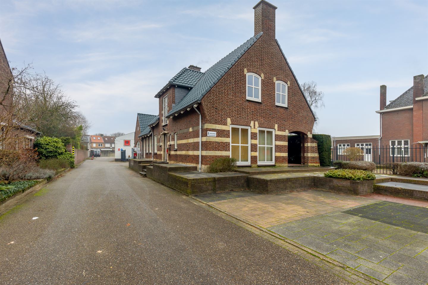 Bekijk foto 1 van Rijksweg Noord 49