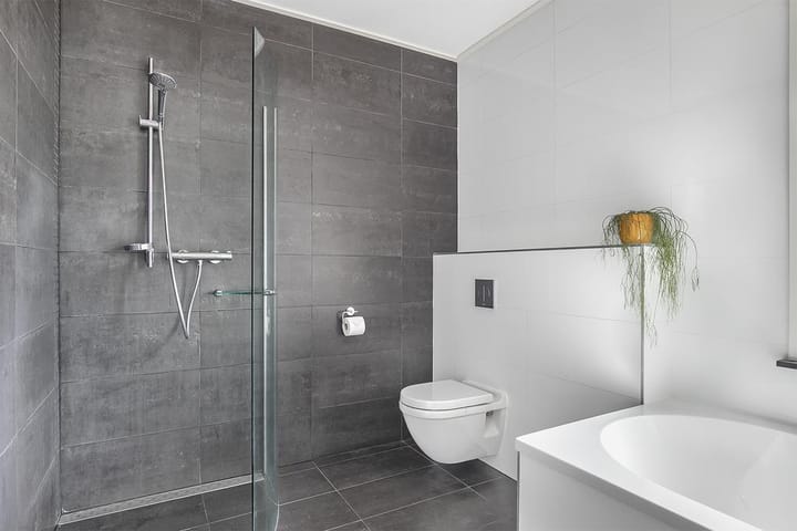 Foto 4 van Blauwe Slenk 8