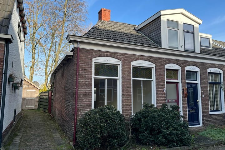 Bekijk foto 2 van Schoolstraat 8