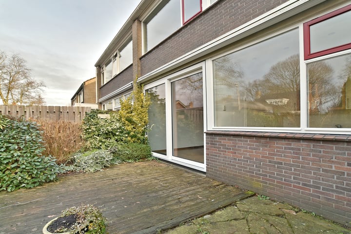 Bekijk foto 32 van Enemastraat 6