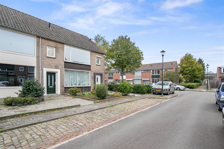 Bekijk foto 34 van Etterbeekstraat 13