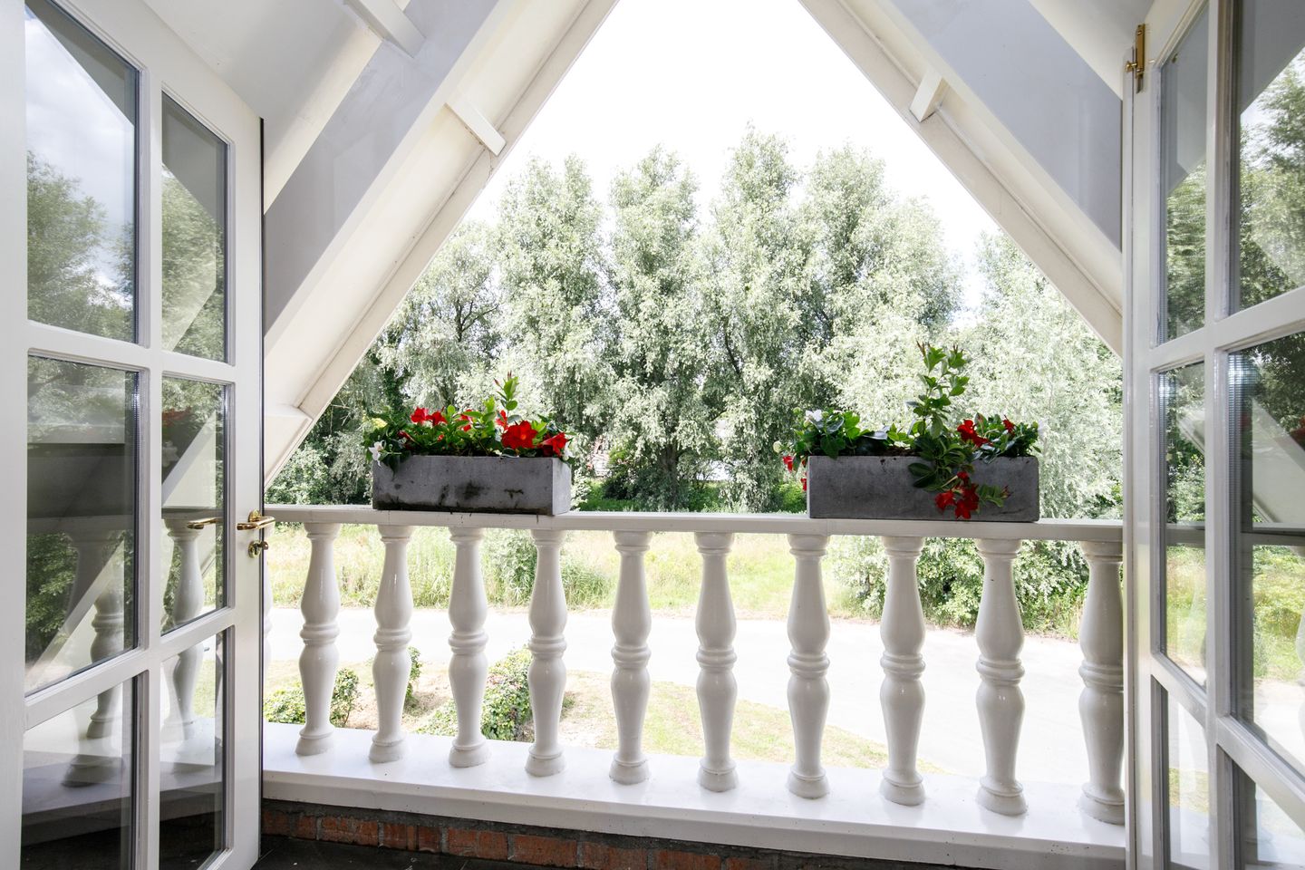 Foto 35 van Parallelweg Oost 29