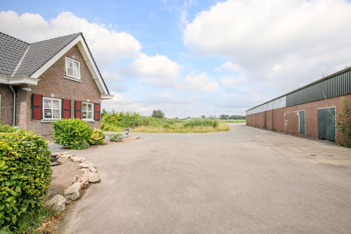 Foto 41 van Parallelweg Oost 29