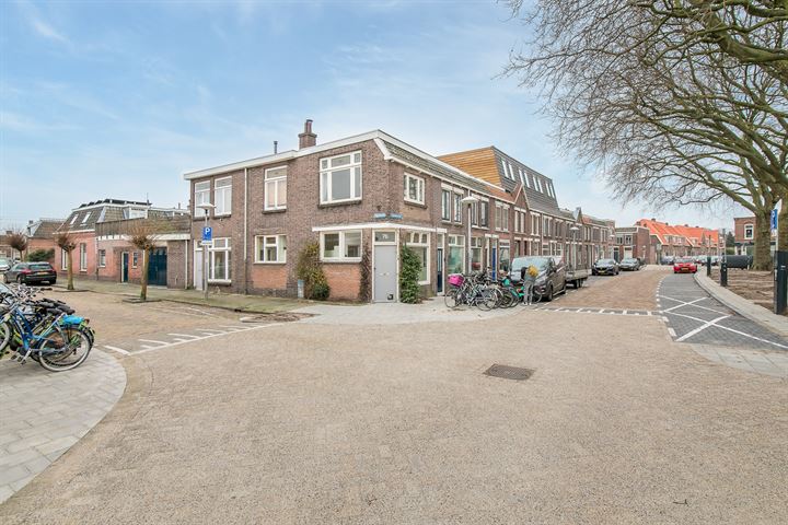 View photo 2 of Egelantierstraat 76-+ 76BIS