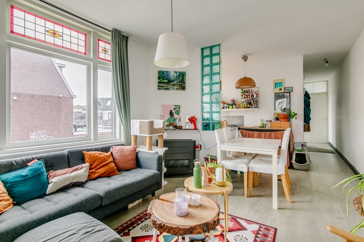 Bekijk foto 33 van Egelantierstraat 76-+ 76BIS