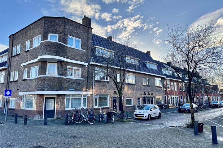 Bekijk foto 25 van Beerzestraat 2