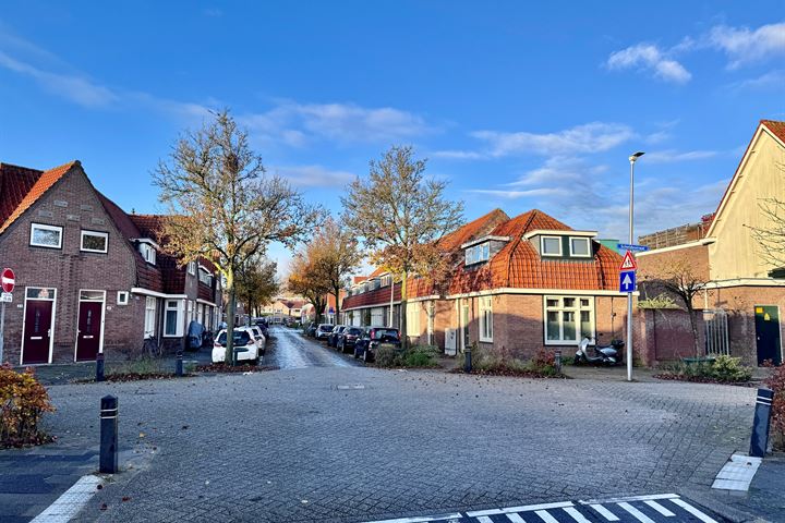 Bekijk foto 26 van Beerzestraat 2