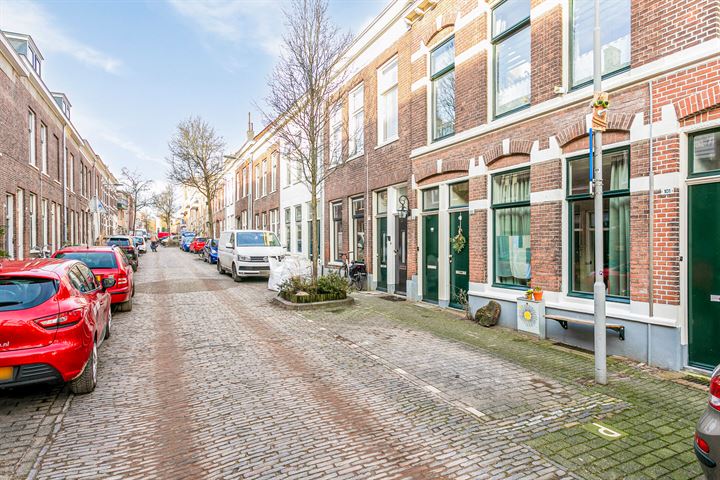 Bekijk foto 36 van Paulstraat 100