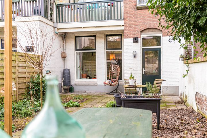 Bekijk foto 34 van Paulstraat 100