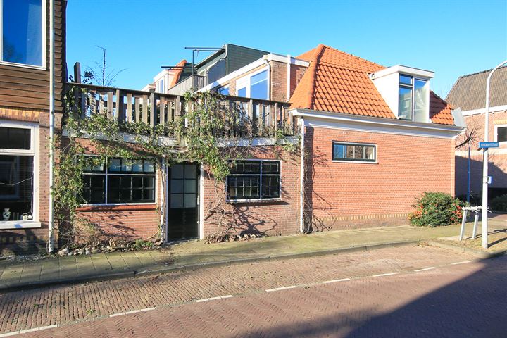 Bekijk foto 30 van Oost Indiëstraat 18