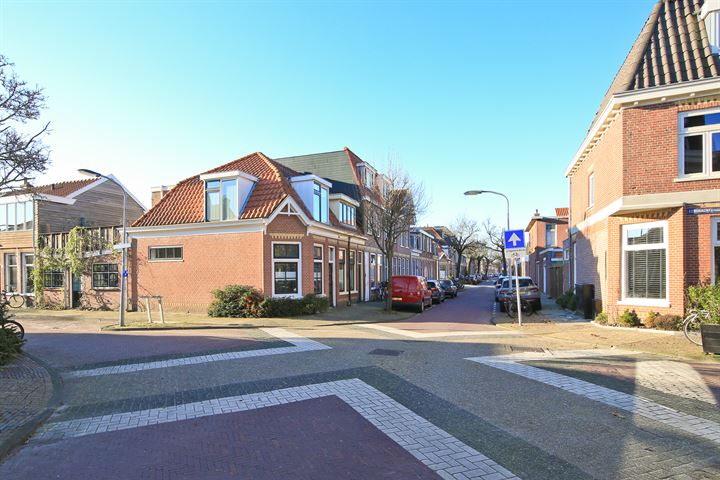 Bekijk foto 32 van Oost Indiëstraat 18