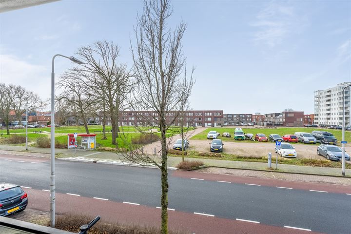 Bekijk foto 18 van Esdoornstraat 2-A