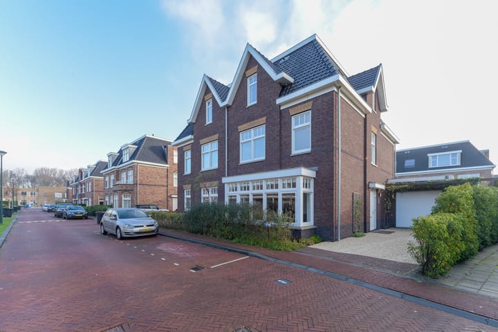 Foto 4 van George Seferislaan 3