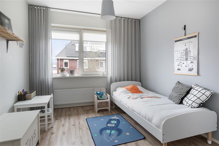 Bekijk foto 15 van Kluisstraat 61