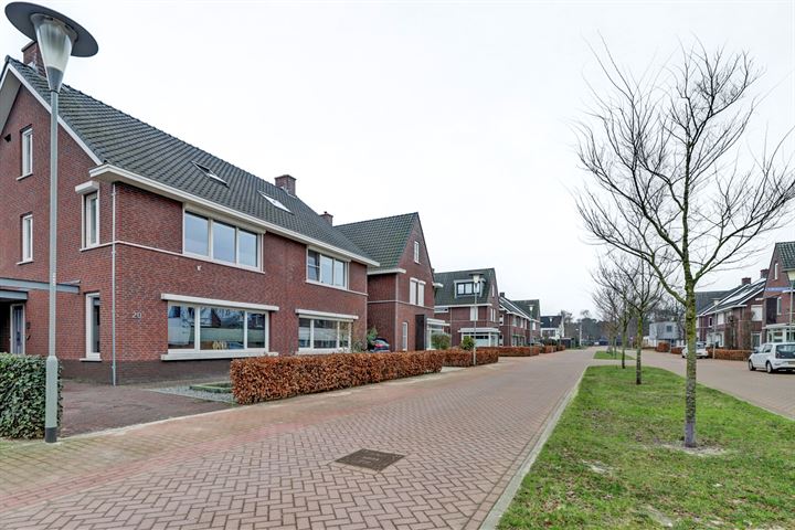 Bekijk foto 2 van Smellekenlaan 20