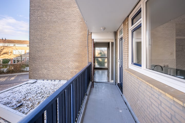 Bekijk foto 4 van Mozartstraat 146