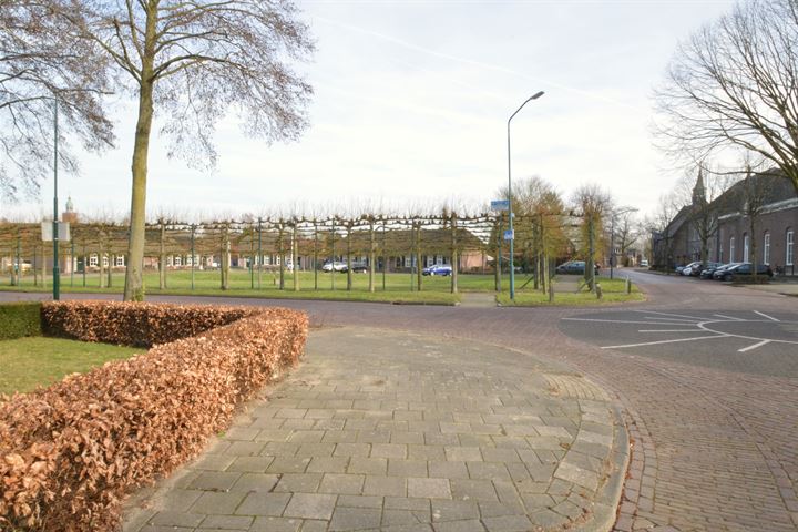 Bekijk foto 33 van Janssensstraat 8