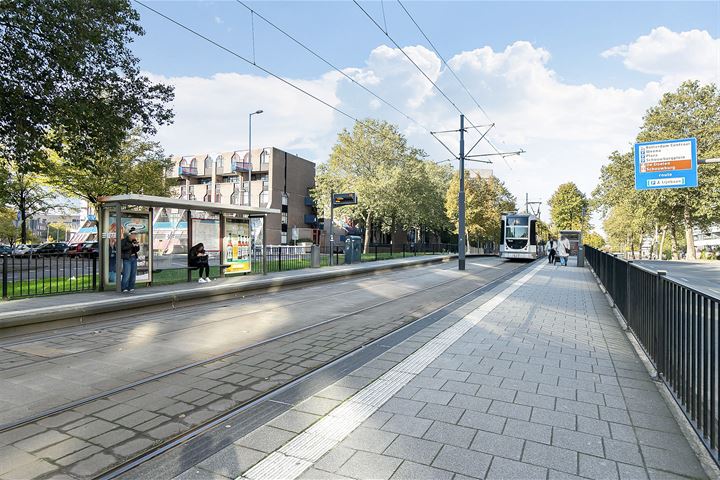 Bekijk foto 32 van Goudsesingel 125