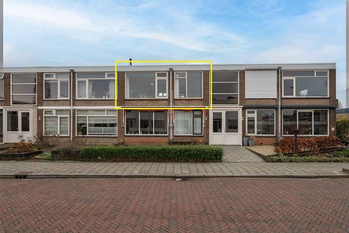 View photo 2 of Hogehuisstraat 33