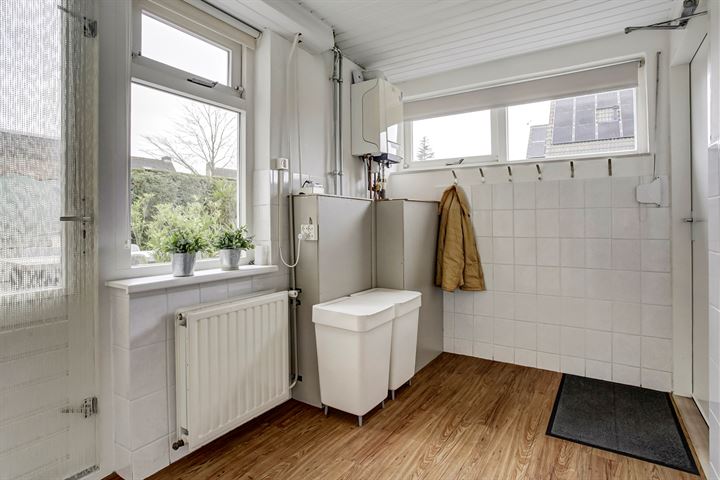 Bekijk foto 12 van Leeuwerikstraat 65