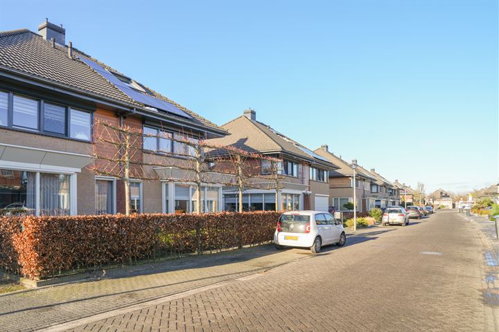 View photo 66 of J.H. L.-van Herwaardenstraat 22