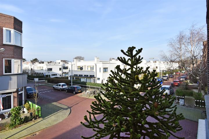 Bekijk foto 16 van Klimopstraat 132