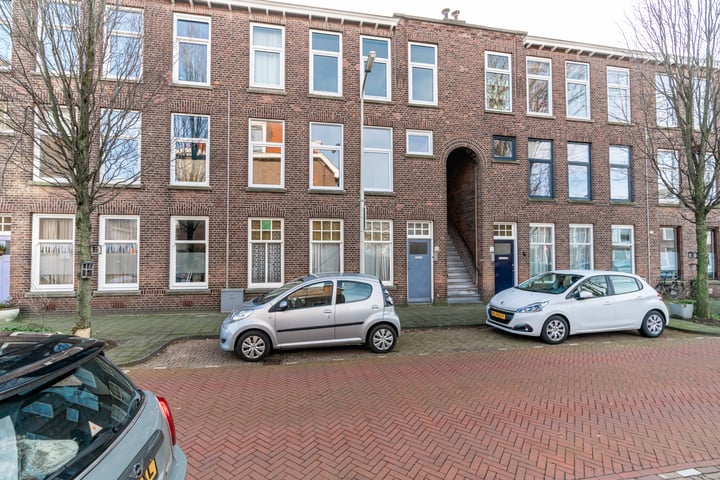 Bekijk foto 3 van Hulststraat 16