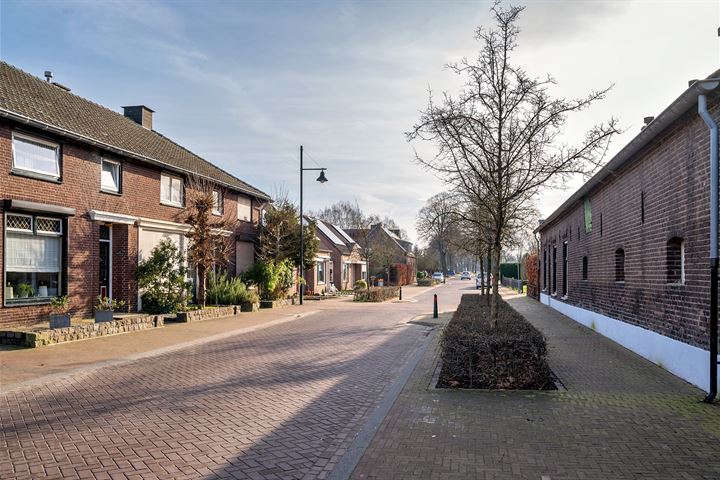 Bekijk foto 42 van Dorpsstraat 43