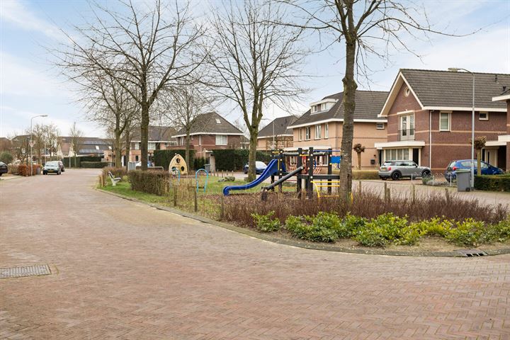 Bekijk foto 31 van Elzenweg 17