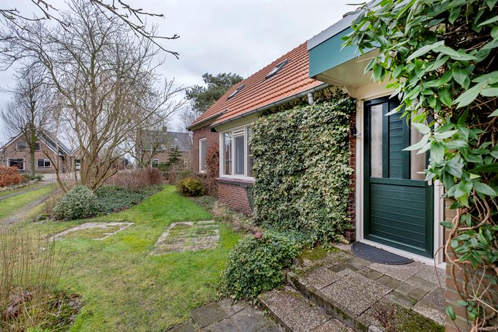 Bekijk foto 35 van Eserstraat 32