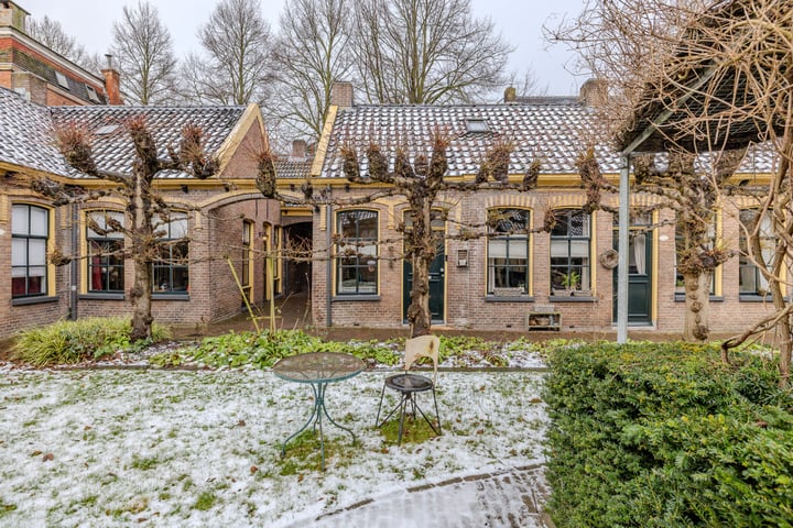 Bekijk foto 45 van Kleine Rozenstraat 16