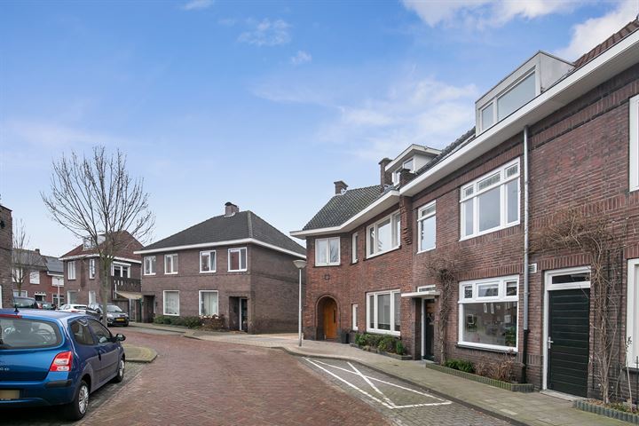 Bekijk foto 45 van Pieter Breughelstraat 20