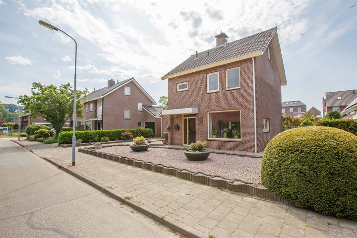 View photo 28 of van der Capellenstraat 13