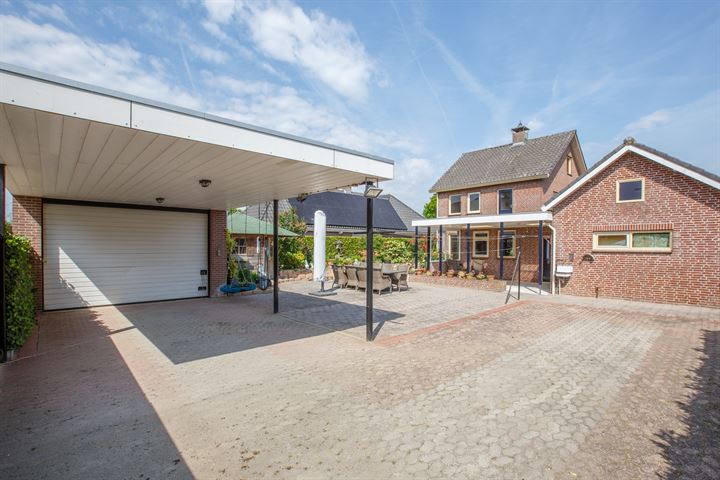 View photo 37 of van der Capellenstraat 13