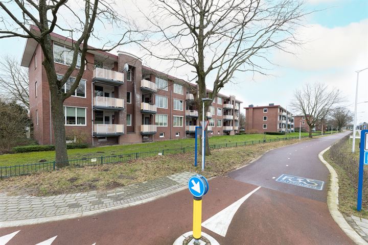 Bekijk foto 21 van Oude Lossersestraat 12