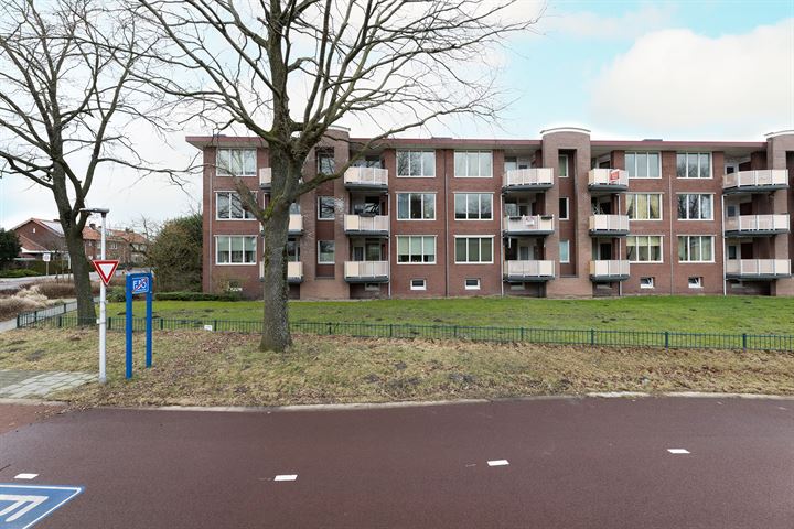 Bekijk foto 20 van Oude Lossersestraat 12