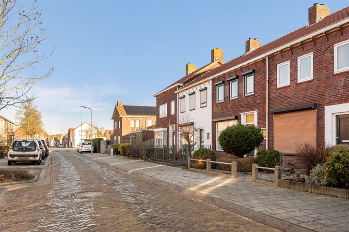 Bekijk foto 5 van Prinses Irenestraat 5