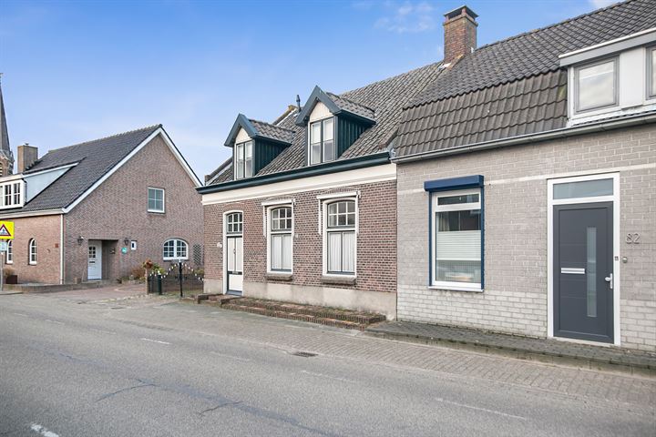 Bekijk foto 2 van Vrachelsestraat 84