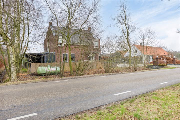 Bekijk foto 2 van Oirschotseweg 18-A